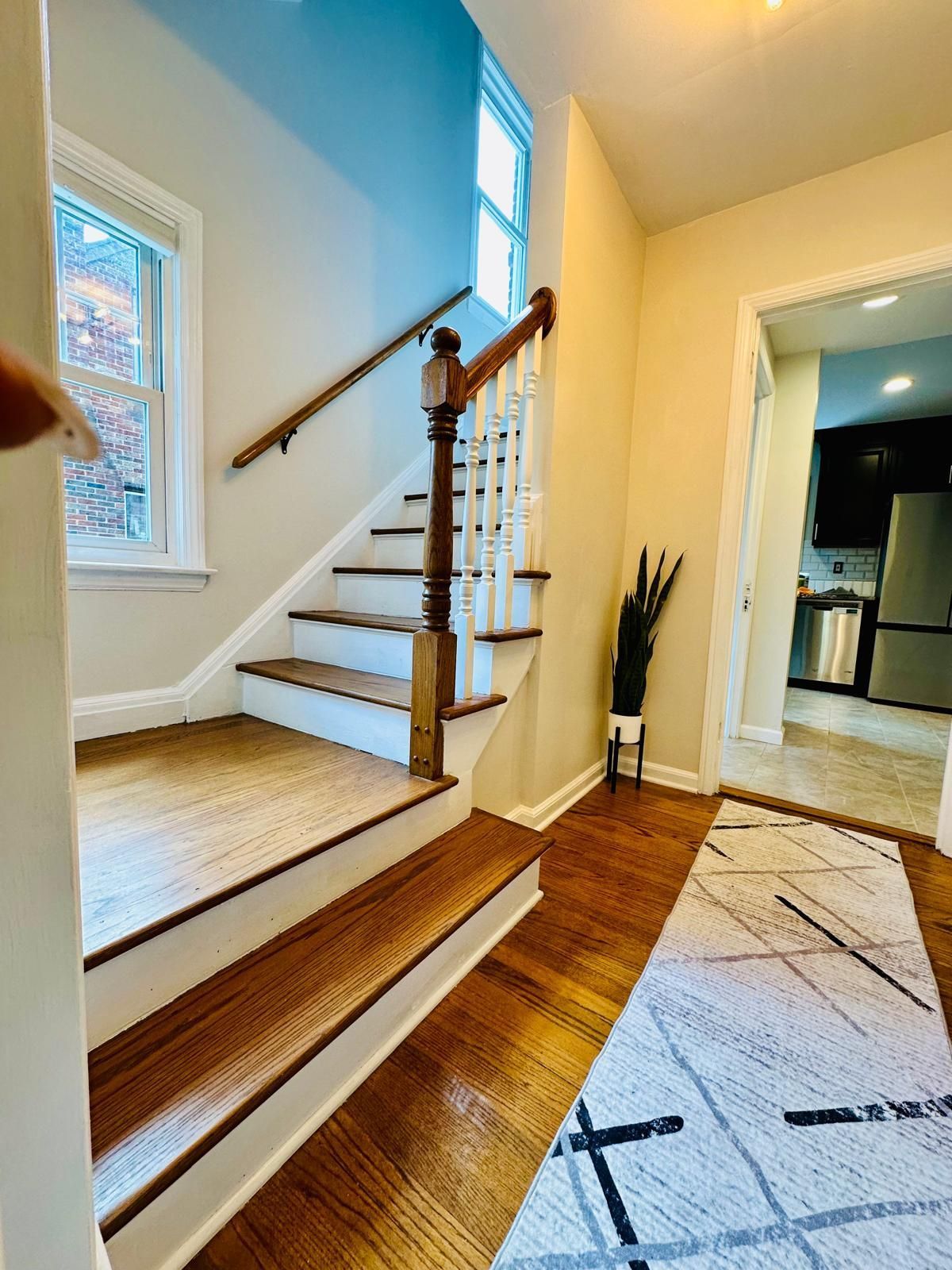 903 MARYWOOD Drive