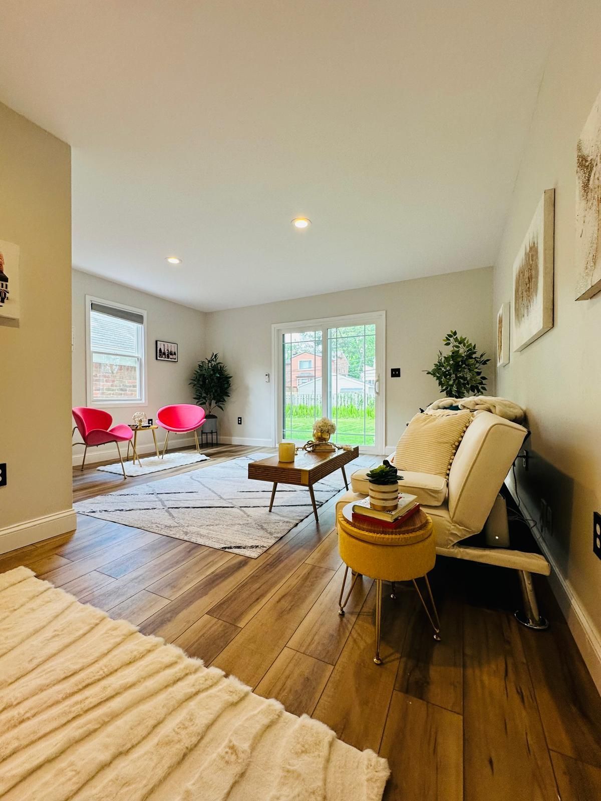 903 MARYWOOD Drive
