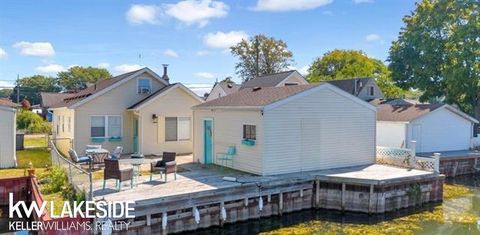 Tiny photo for 37861 Elm Lane, Harrison Charter Township, MI 48045 (MLS # 58050201166)