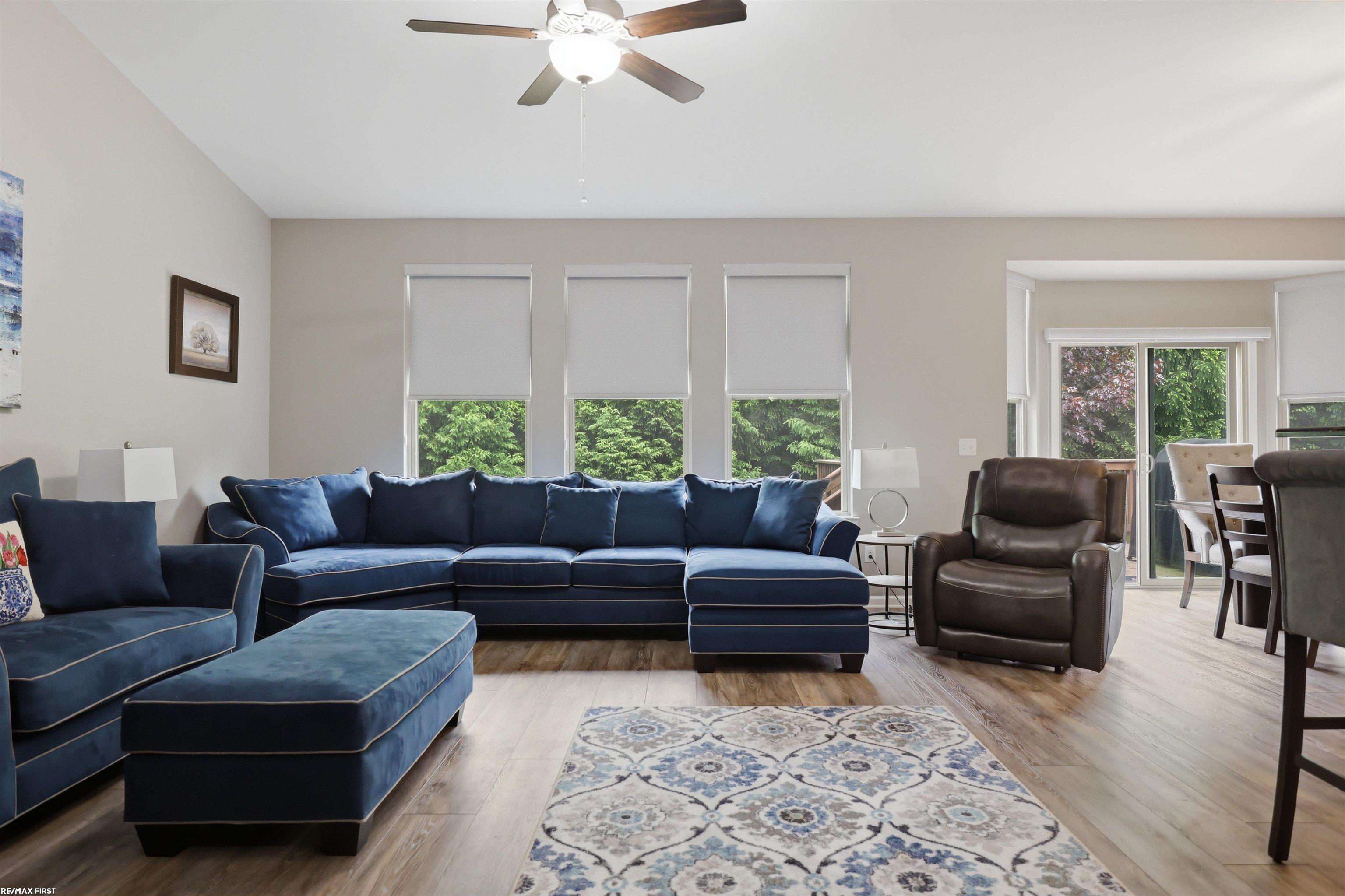 40478 Oakbrook Drive