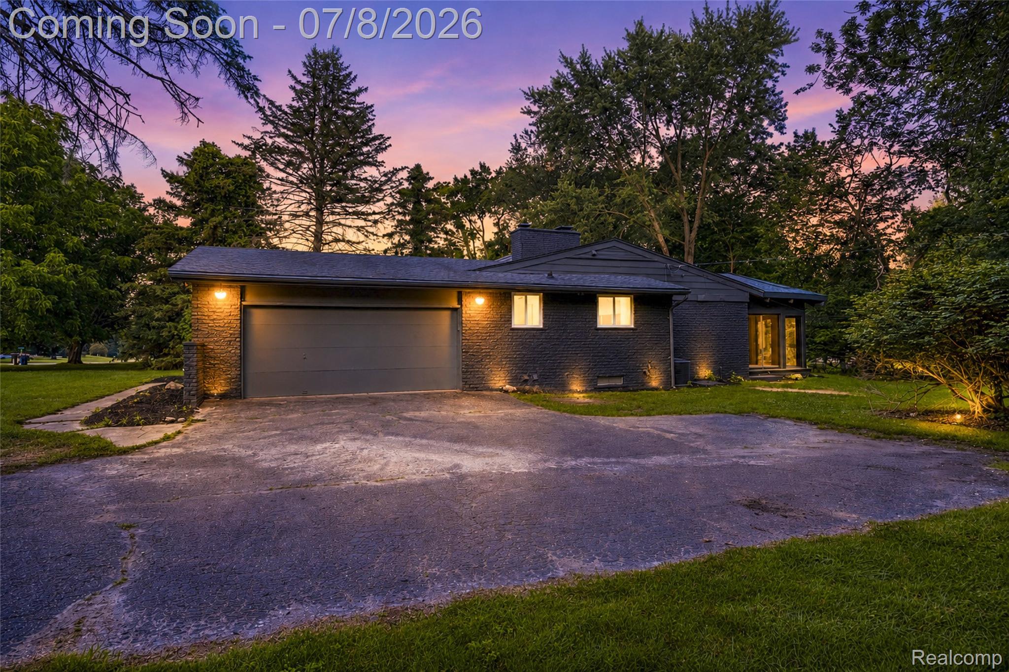 4469 Chamberlain Drive