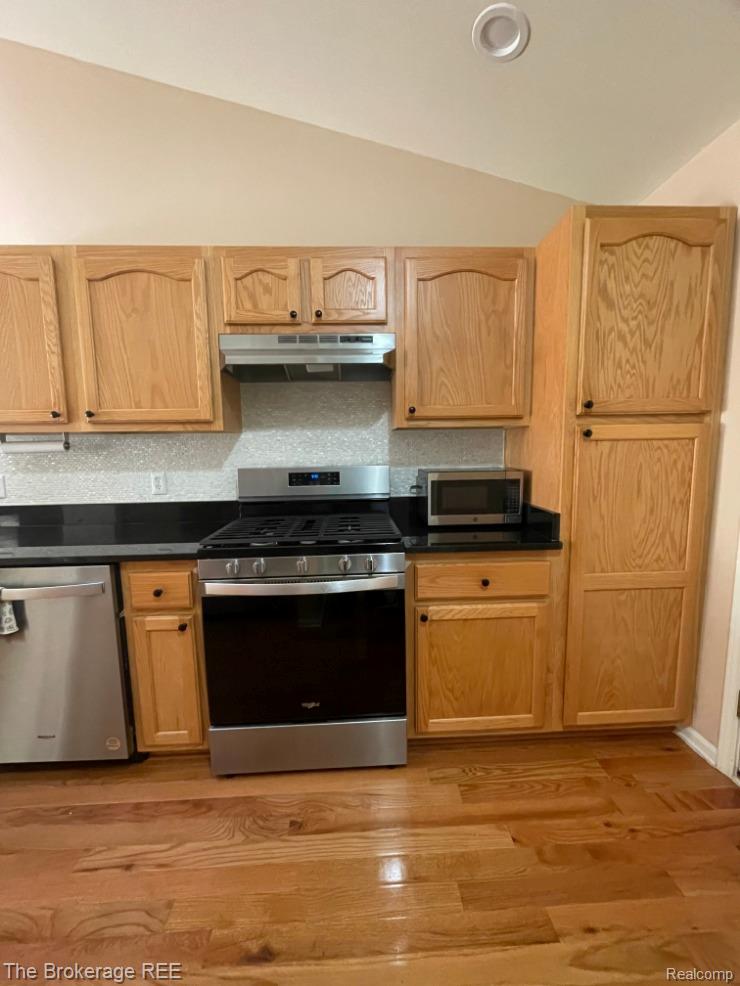 3372 Spruceridge Court 82