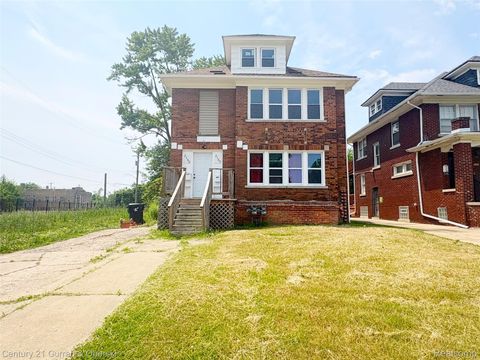 2135 Lakewood Detroit City MI 48215