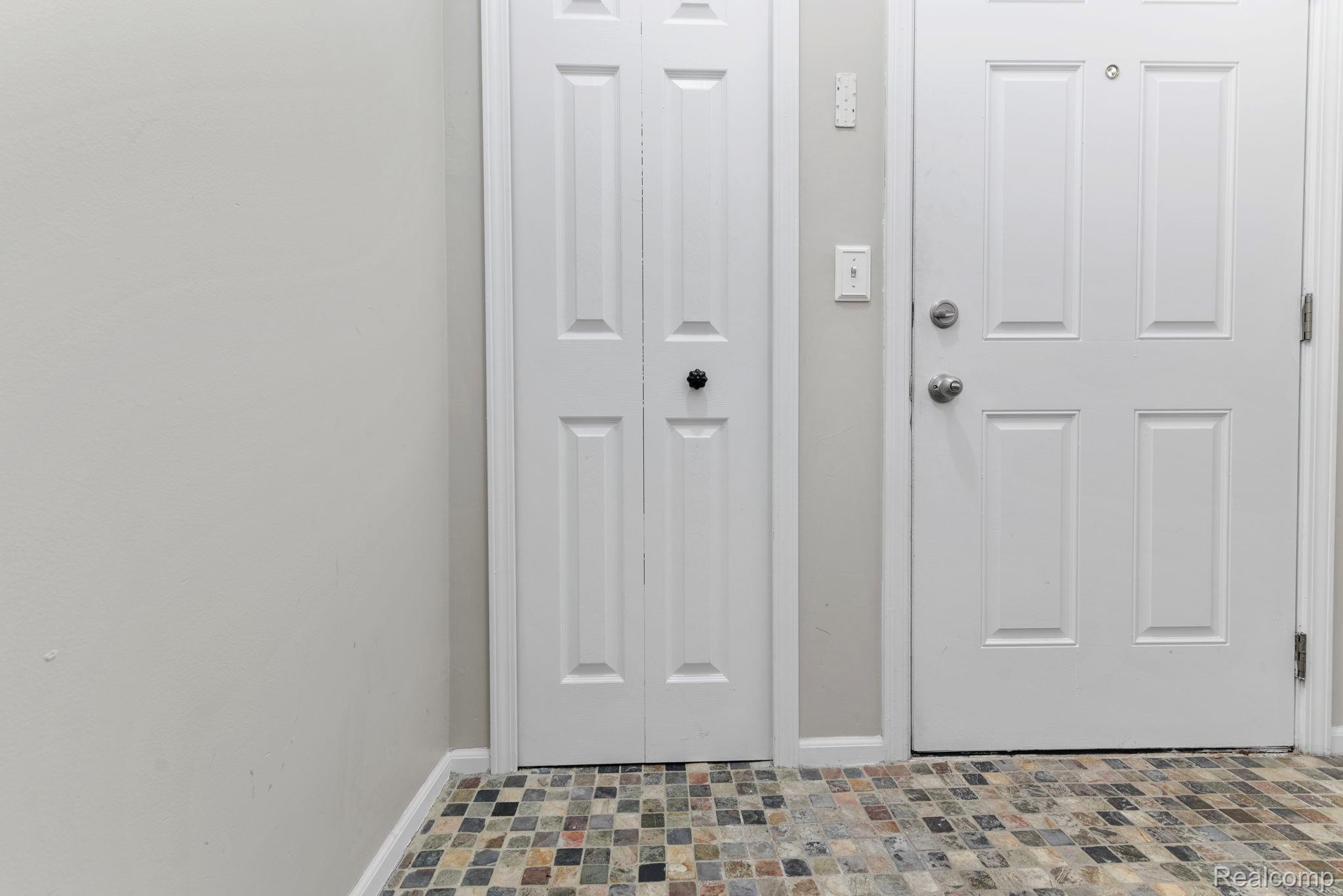 14267 Vauxhall Drive