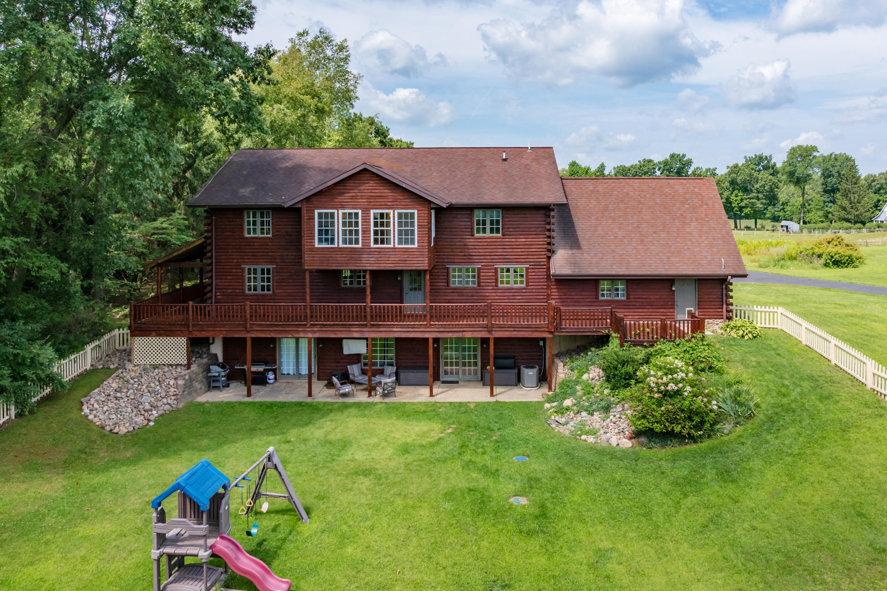 9642 2 1/2 Mile Road