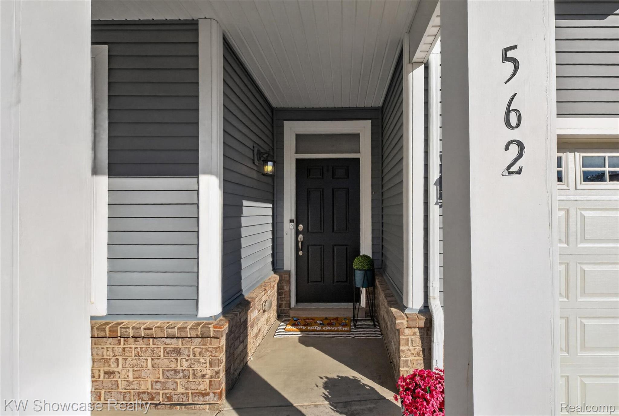 562 Goodrich Street