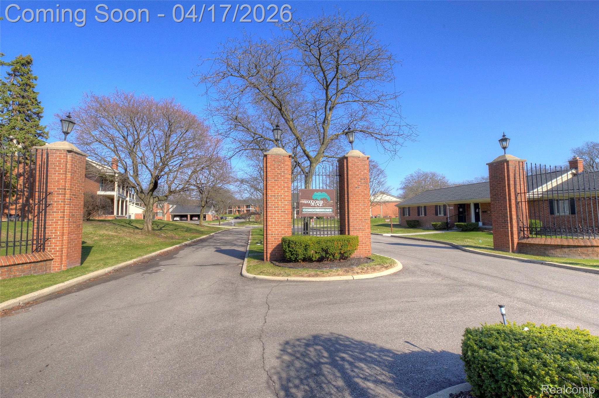 29644 Middlebelt Road 2502