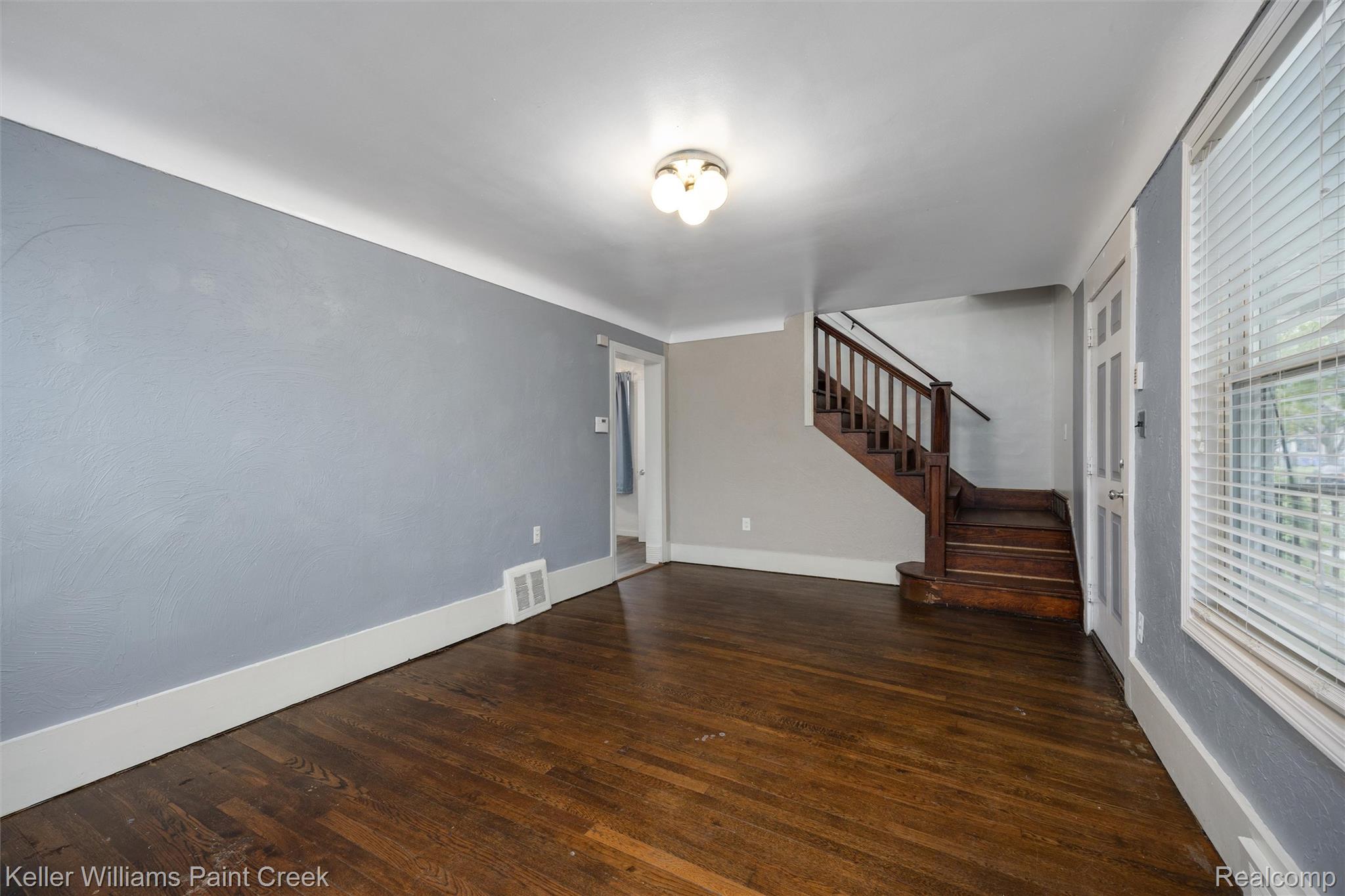 7275 Orchard Avenue