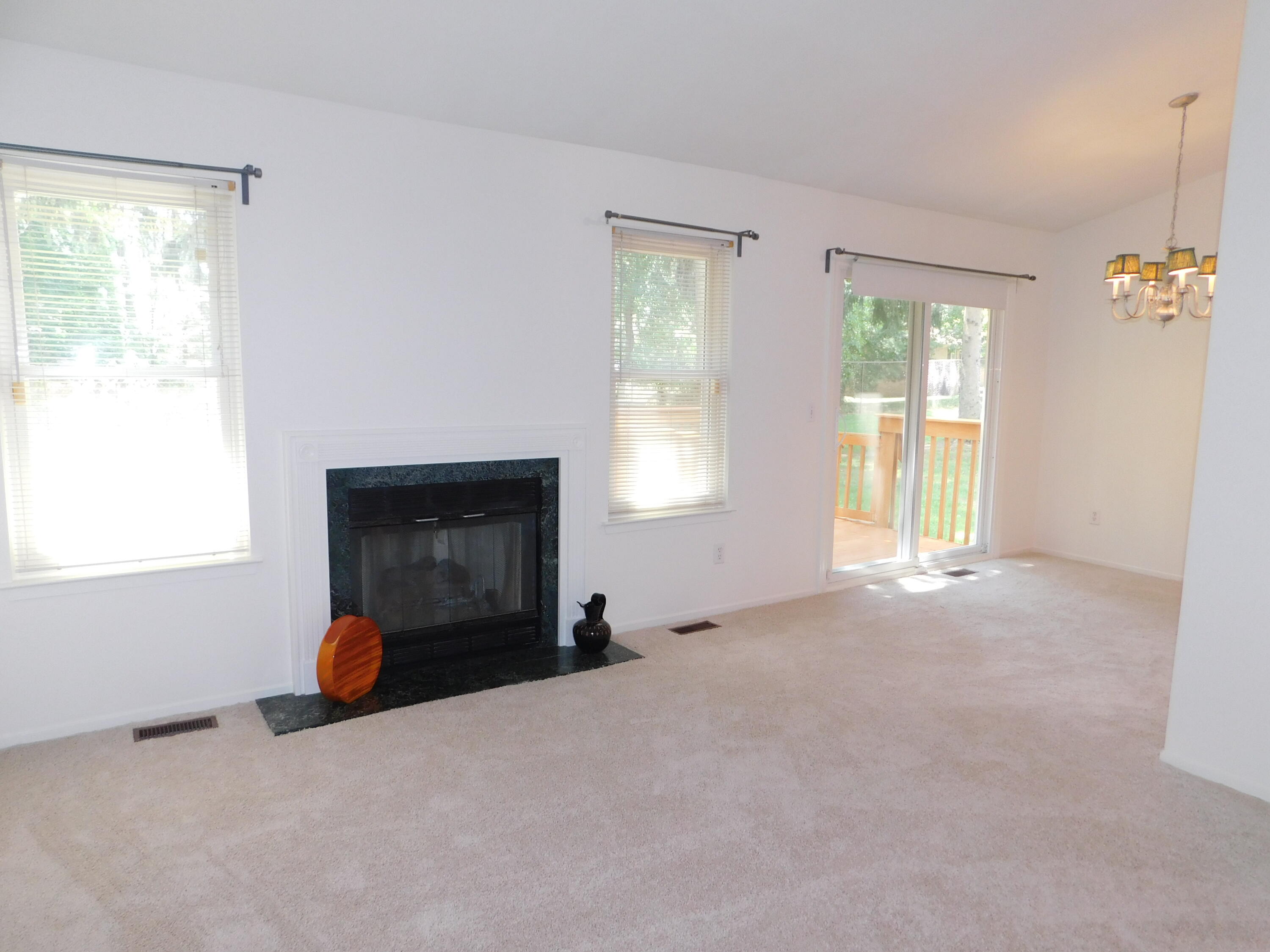 36561 S Deerhurst S