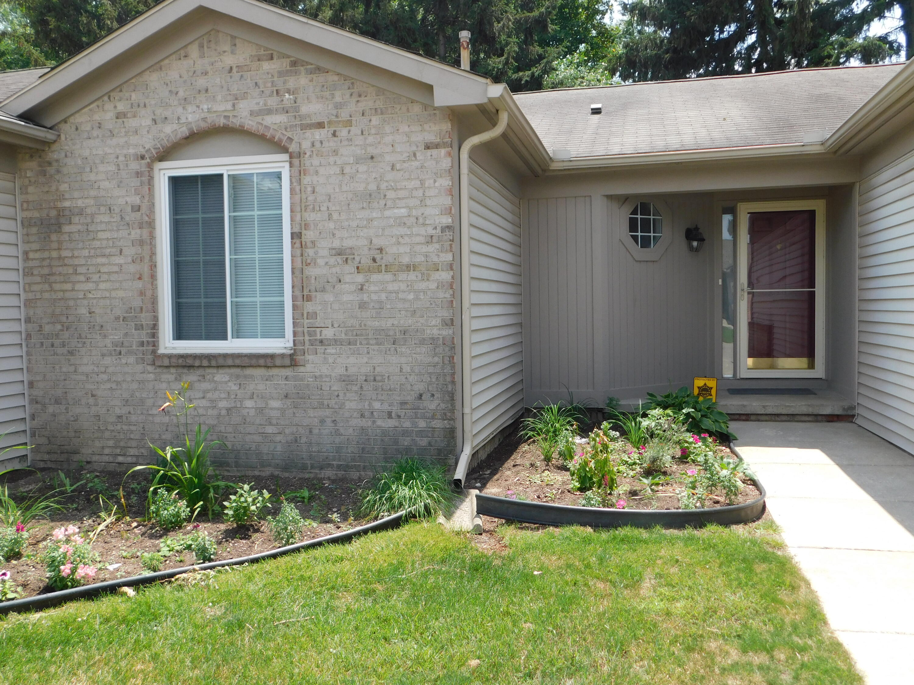 36561 S Deerhurst S
