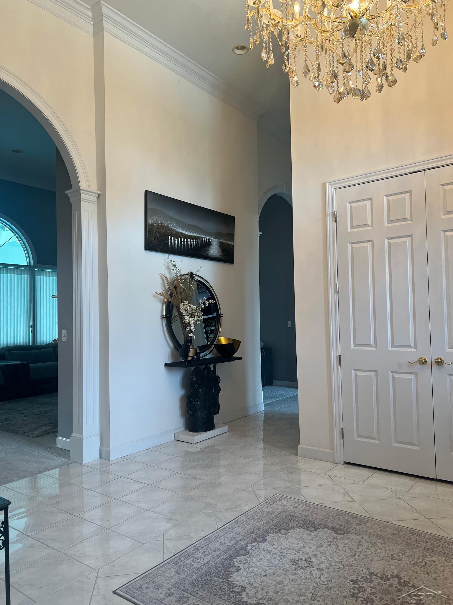 13 E Grove Court