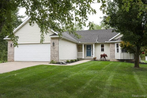 7152 SARATOGA DR, FLINT, MI 48532 - Image 204085391b832debd49a0adaa2fd0c8f/665164753