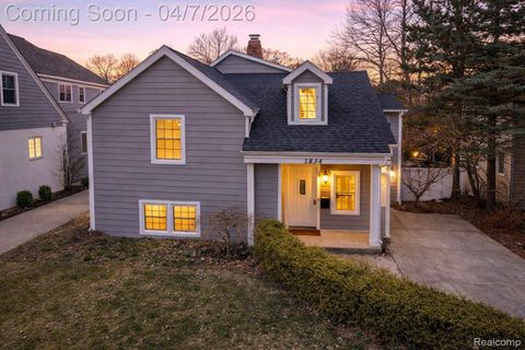 Photo of 1834 Fairview Street, Birmingham City, MI 48009 (MLS # 20261020602)