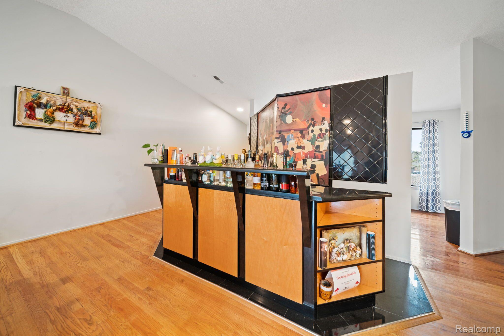 6540 RIDGEFIELD Circle 204