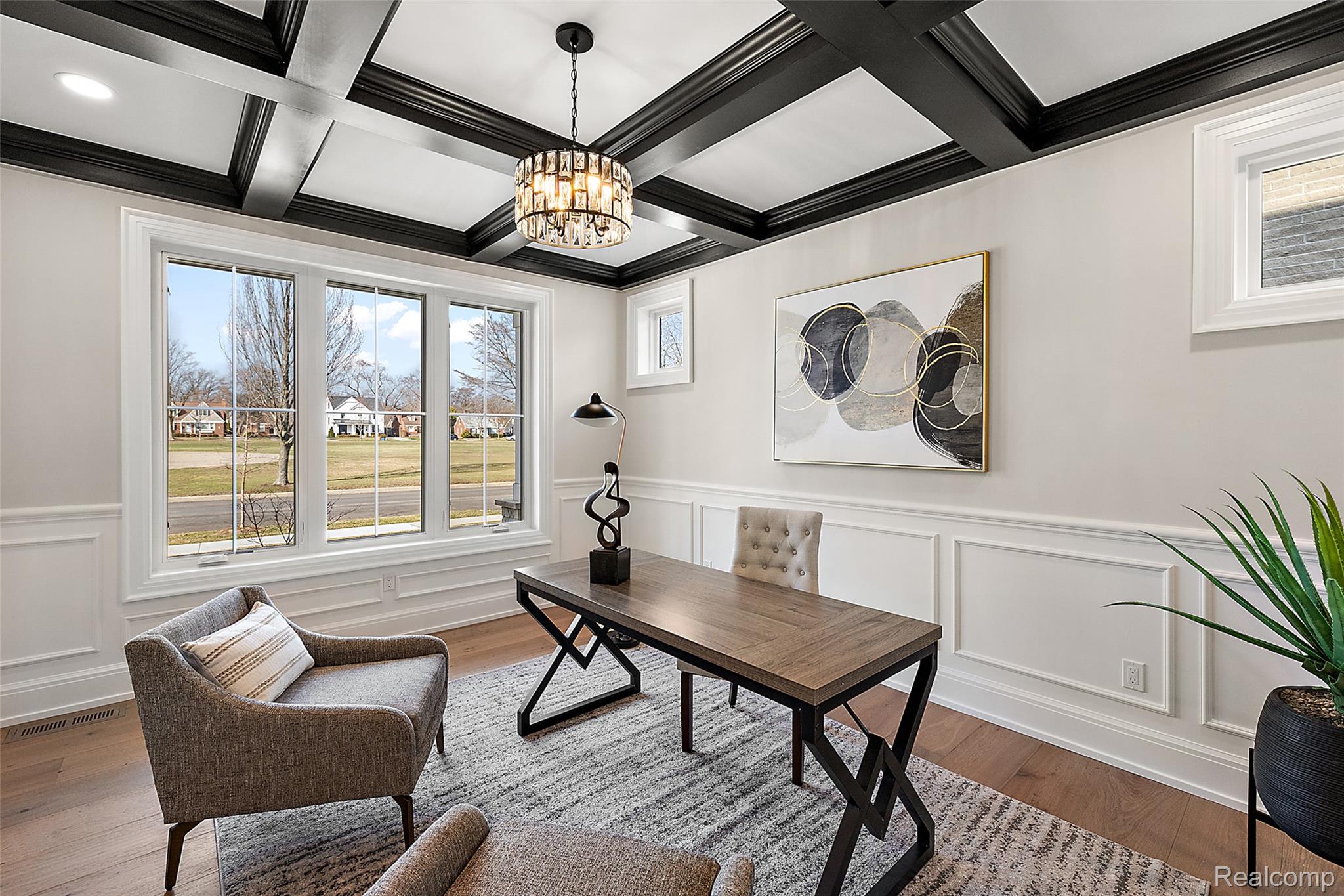 2182 Buckingham Avenue