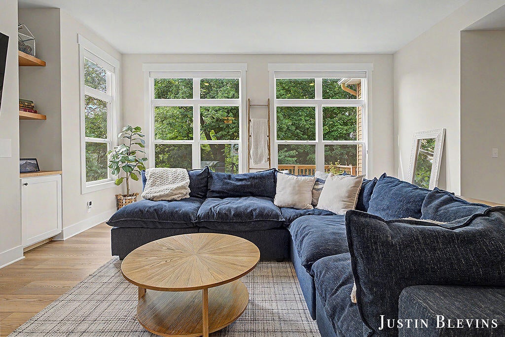 3362 Eagle Peak Court