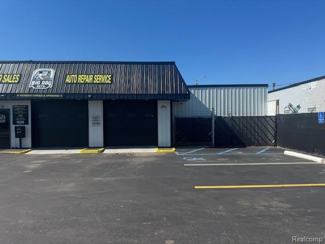 2451 Dixie Highway