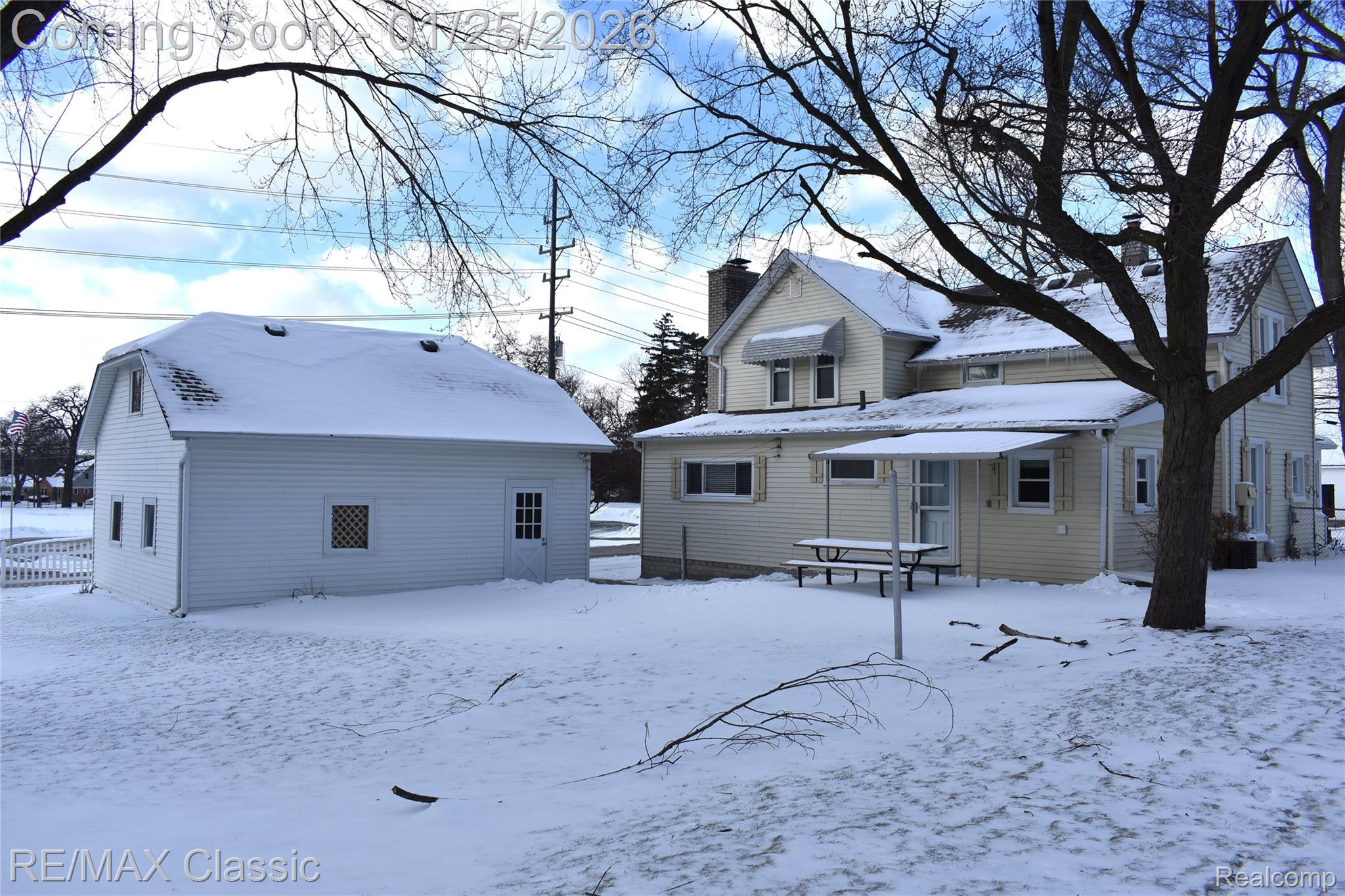 431 W Washington Street