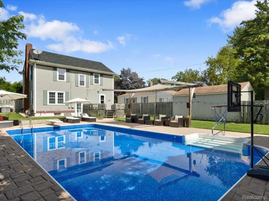 1424 COURT ST, PORT HURON, MI 48060 - Image 205c0aef1da61aebf425ac33dc6d7c15/3853532085