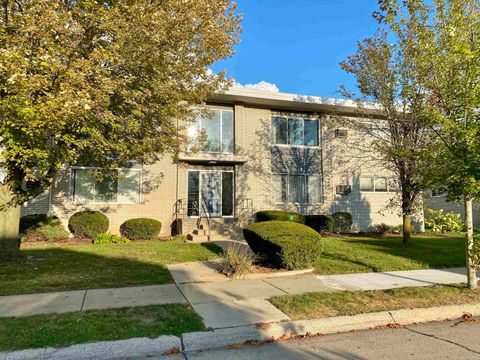 4840 Briarwood Avenue Royal Oak City MI 48073