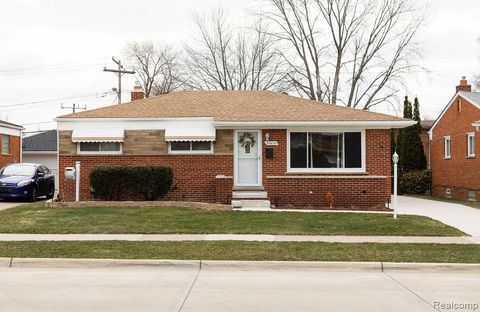 24636 Almond Avenue Eastpointe City MI 48021