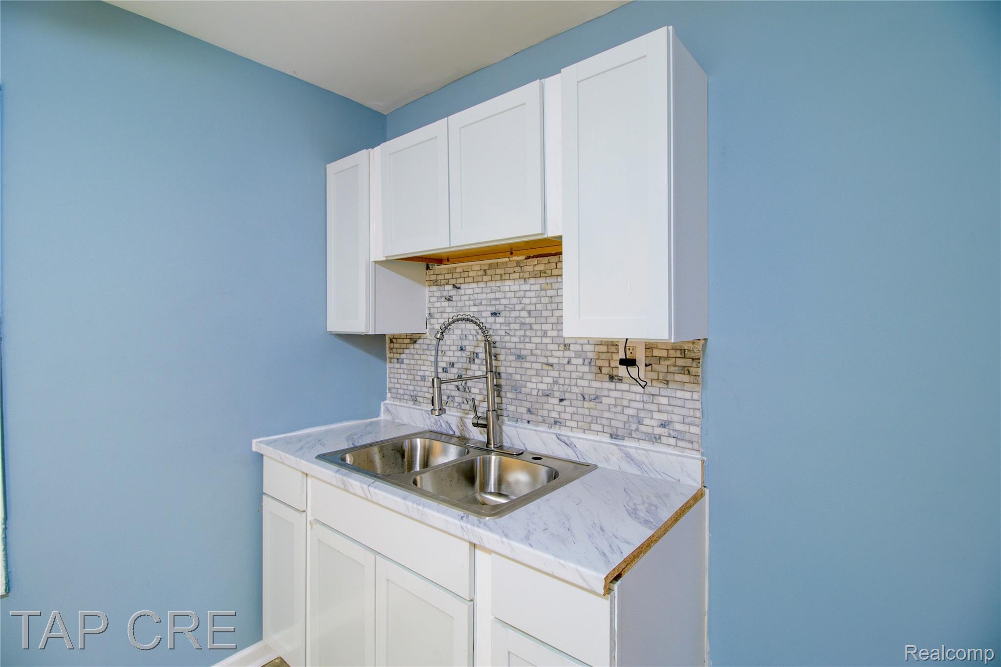 19110 Kingsville Street