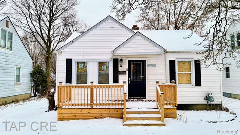 19110 Kingsville Street Harper Woods City MI 48225