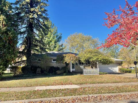 29937 Maplegrove Street St Clair Shores City MI 48082