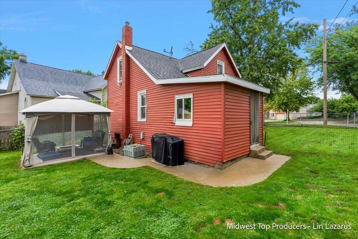 1024 Butterworth Street SW