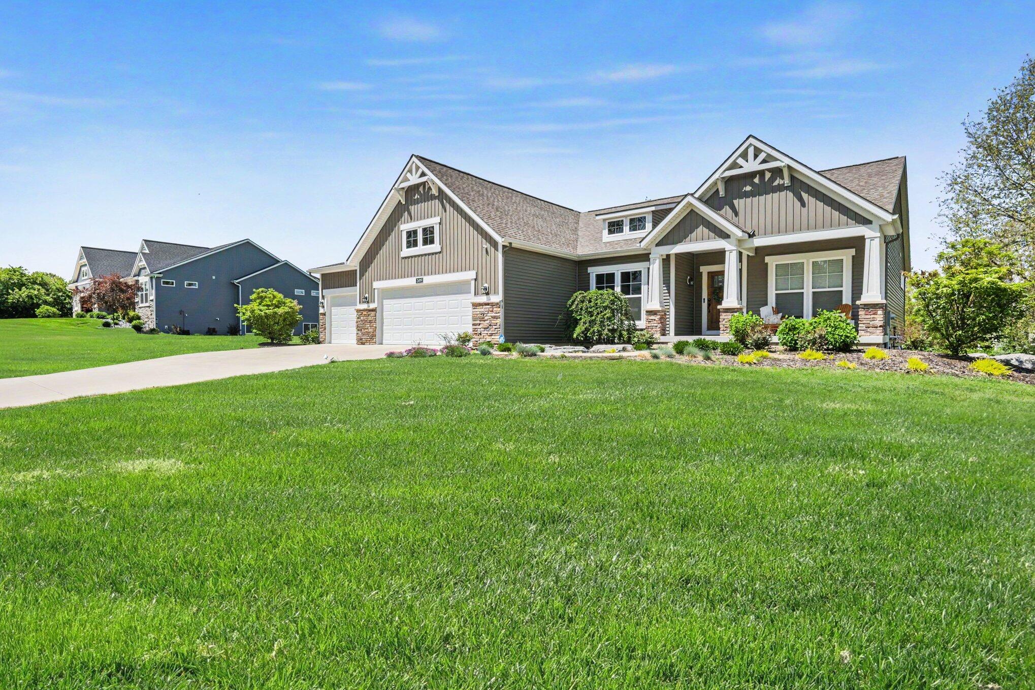3499 Wolven Ridge Drive NE