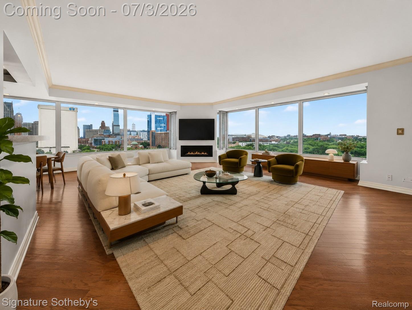 1300 E Lafayette Street 912