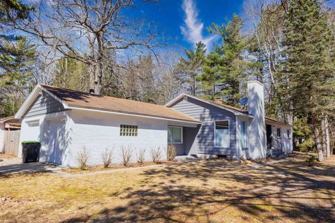 A home in LyonTownship_Roscommon