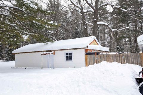 A home in LyonTownship_Roscommon