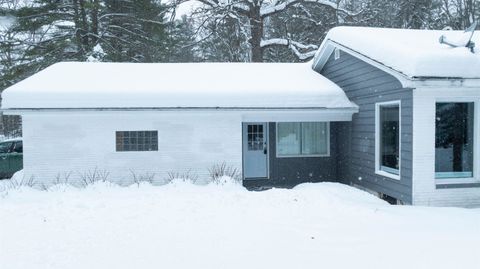 A home in LyonTownship_Roscommon