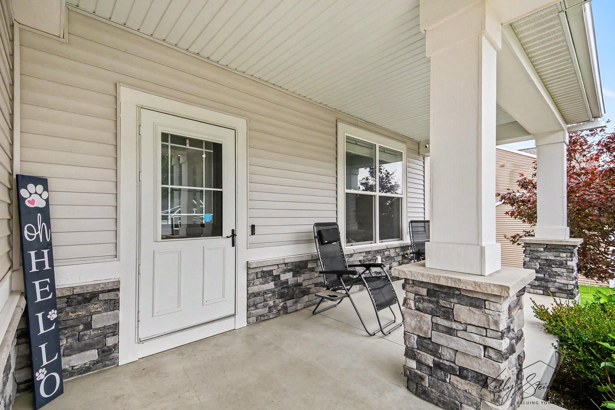 3273 Oakmont Drive