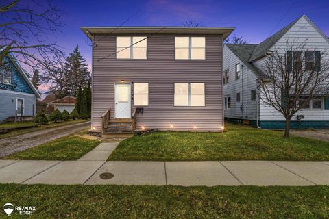 738 W Atherton Road Flint City MI 48507