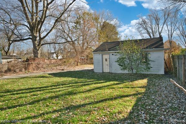 3072 Henrydale Street