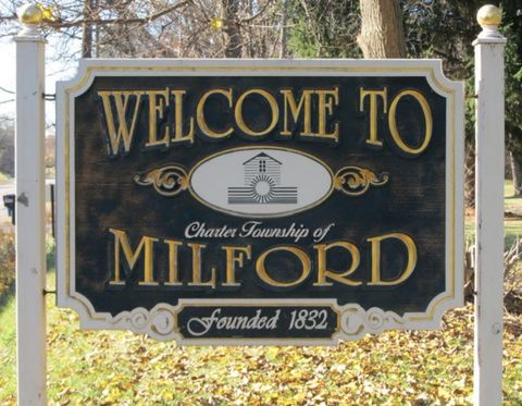 727 W W. Maple Road Road Milford Charter Township MI 48381