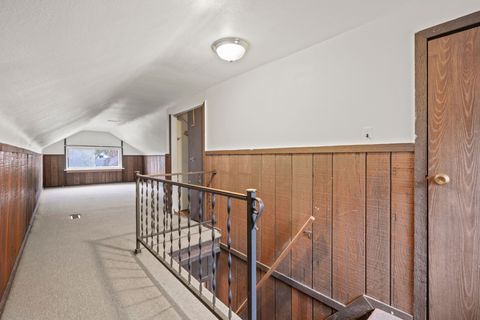 A home in RoyalOakCity_Oakland