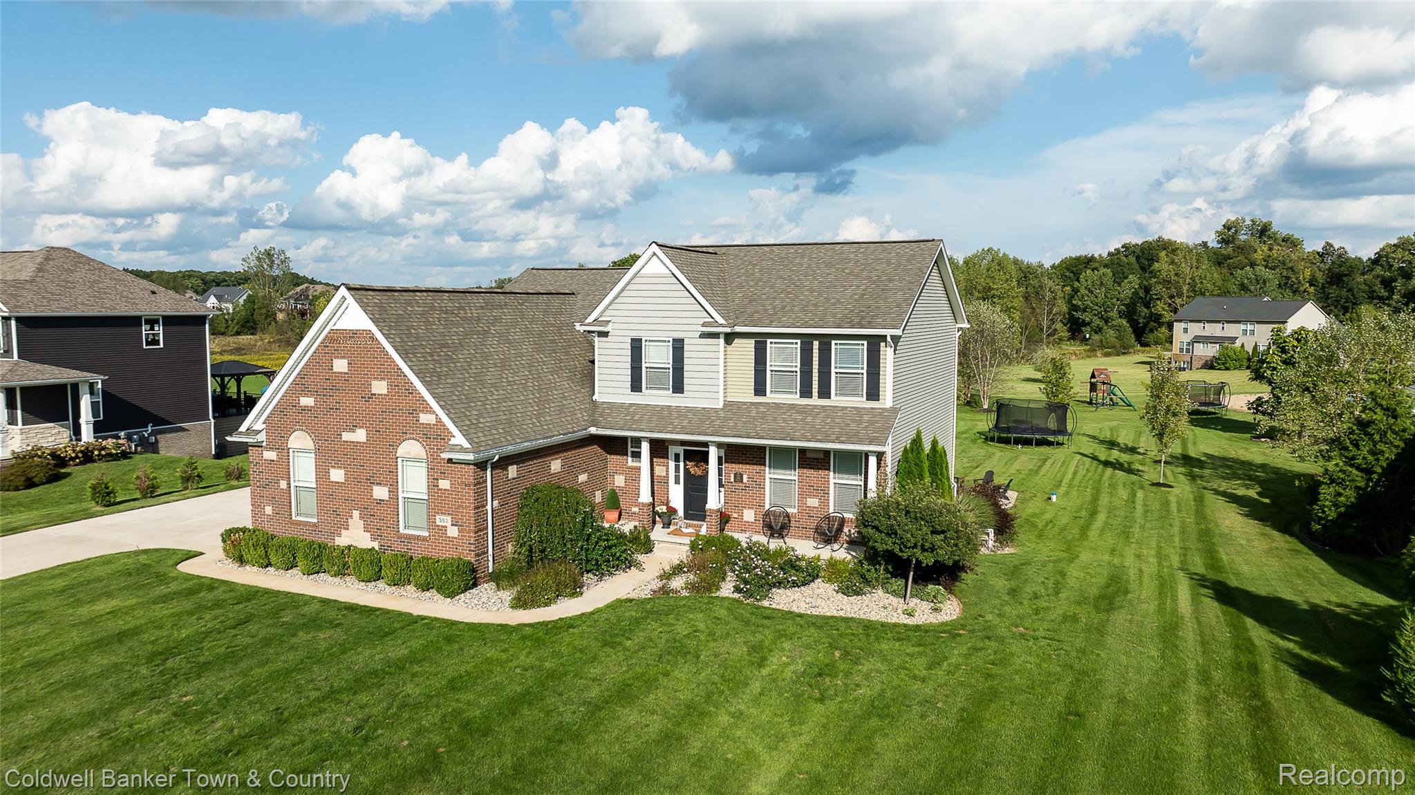 352 Daubony Drive