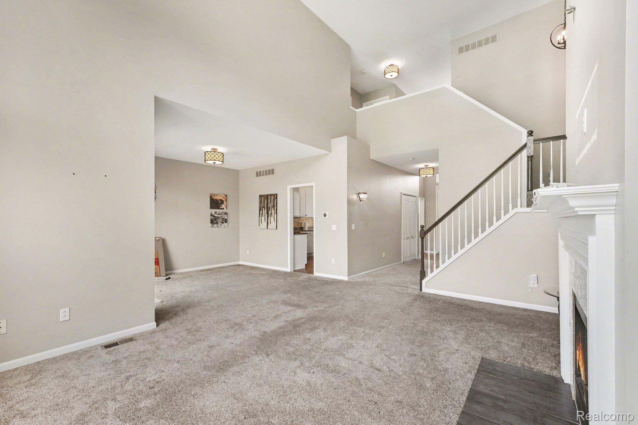 1245 Alameda Boulevard
