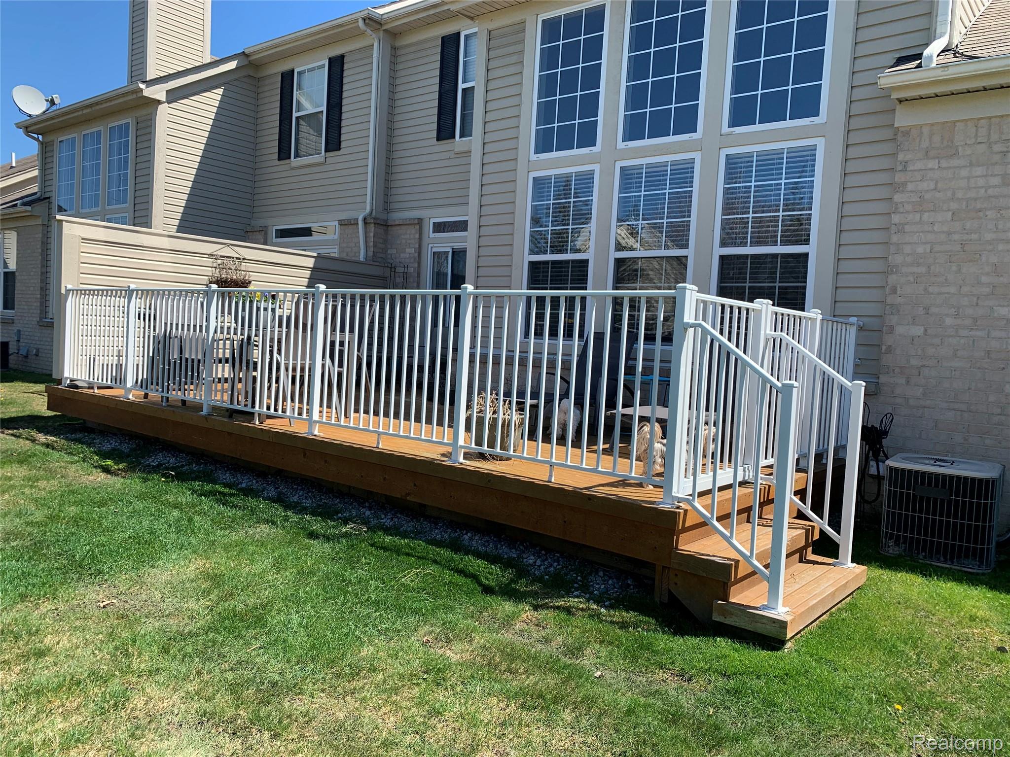 1245 Alameda Boulevard