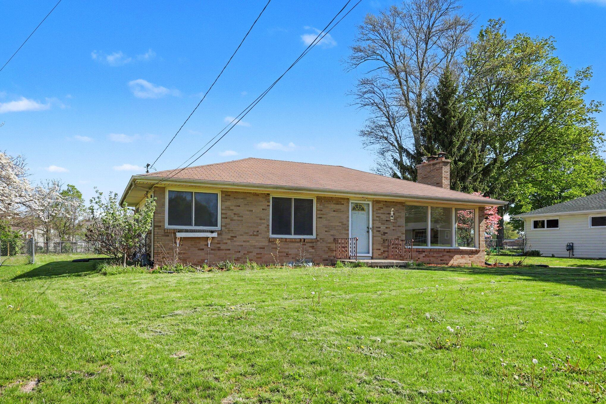 1411 Meadowlane Drive SE