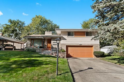 1814 McPhail Street Flint City MI 48503