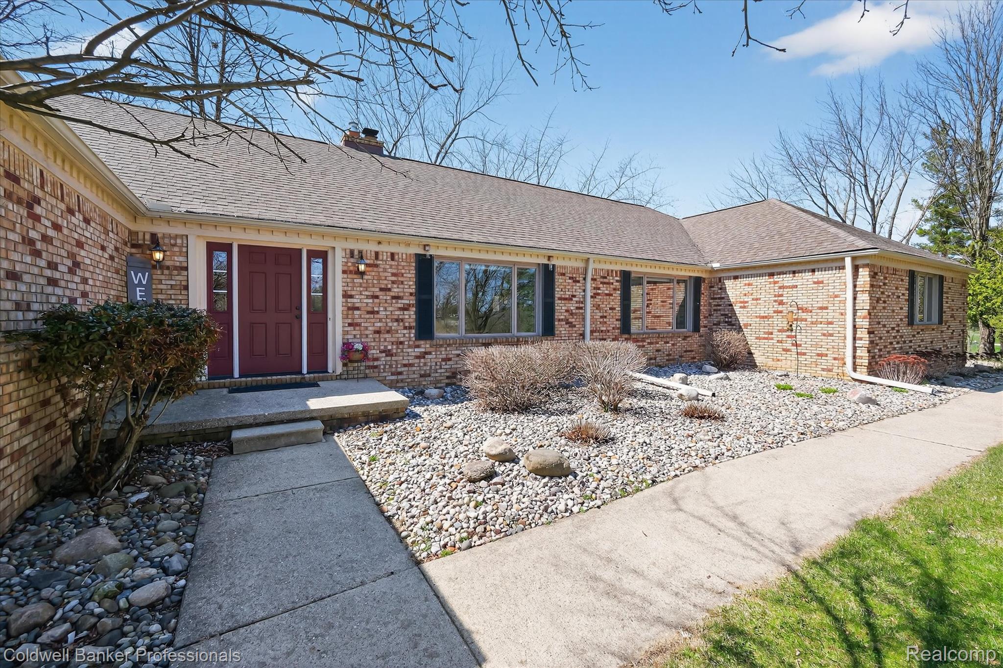 4380 Warwick Circle Drive