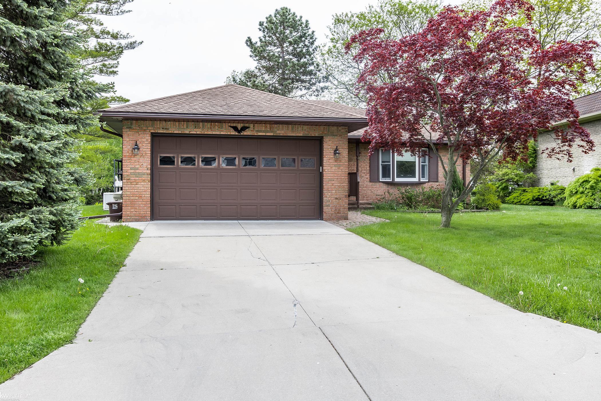 2830 Woodstock Circle