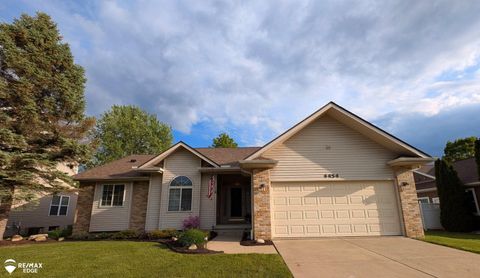 4454 Pine Creek Drive Burton City MI 48519