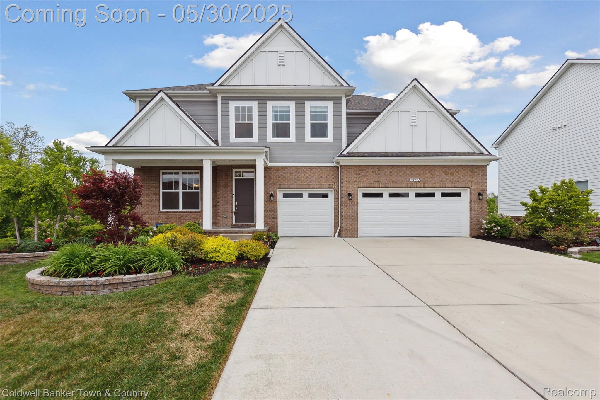 24295 BAY LAUREL Lane