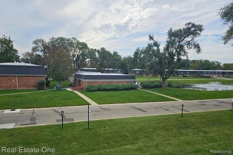 Tiny photo for 1868 Colonial Village Way #4, Waterford Charter Township, MI 48328 (MLS # 20261016611)