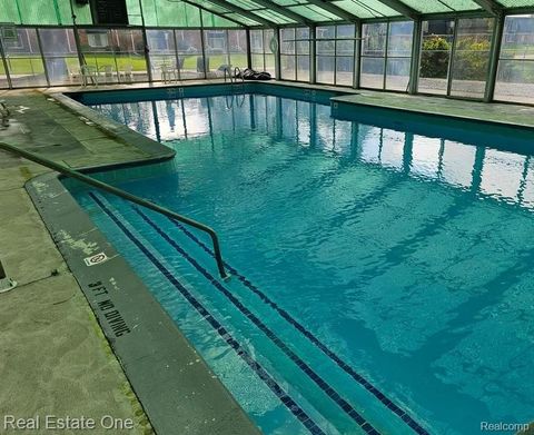 Tiny photo for 1868 Colonial Village Way #4, Waterford Charter Township, MI 48328 (MLS # 20261016611)